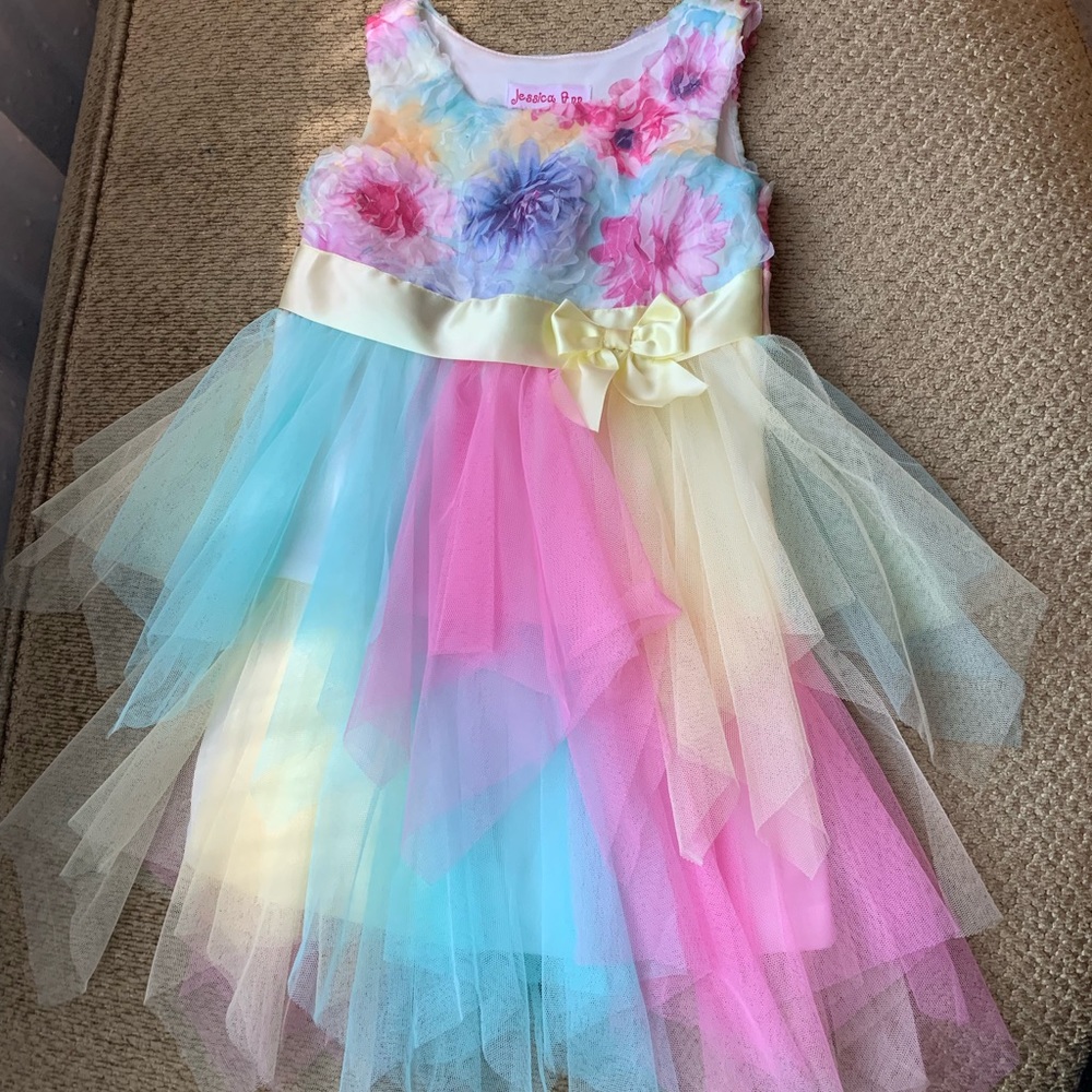 Girls dress
